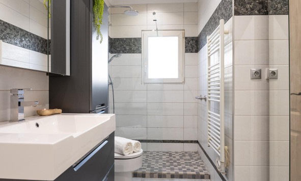 Herverkoop - 3. Vrijstaande villa - Orihuela Costa - Costa Blanca Zuid