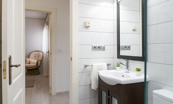 Herverkoop - 3. Vrijstaande villa - Orihuela Costa - Costa Blanca Zuid