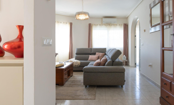 Herverkoop - 3. Vrijstaande villa - Orihuela Costa - Costa Blanca Zuid