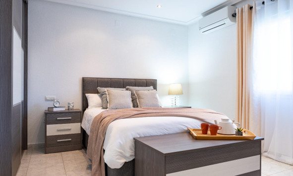 Herverkoop - 3. Vrijstaande villa - Orihuela Costa - Costa Blanca Zuid