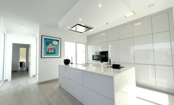 Herverkoop - 3. Vrijstaande villa - Dehesa de Campoamor - Costa Blanca Zuid