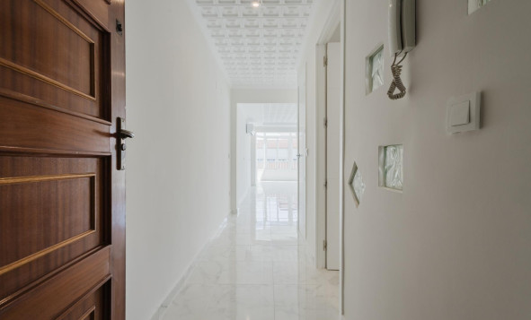 Herverkoop - 1. Appartement / flat - Torrevieja - Costa Blanca Zuid