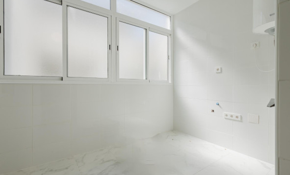 Herverkoop - 1. Appartement / flat - Torrevieja - Costa Blanca Zuid