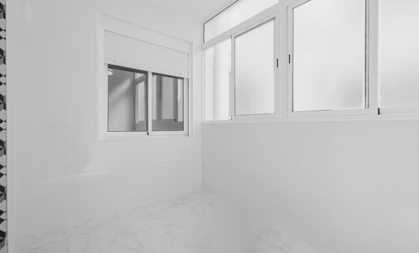 Herverkoop - 1. Appartement / flat - Torrevieja - Costa Blanca Zuid