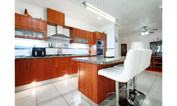 Resale - 3. Detached house - Gea y Truyols - Urb Lo Santiago