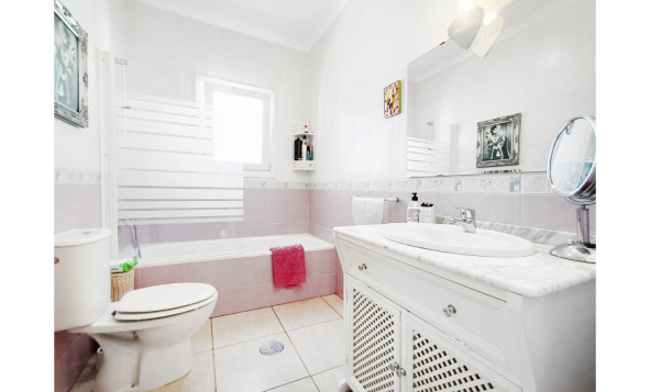 Resale - 3. Detached house - Gea y Truyols - Urb Lo Santiago