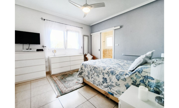 Resale - 3. Detached house - Gea y Truyols - Urb Lo Santiago