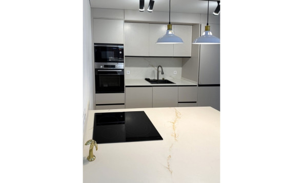 Resale - 1. Apartment / flat - Torrevieja - Costa Blanca South