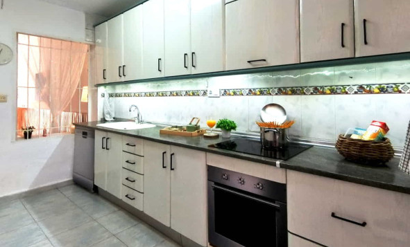 Reventa - 3. Casa indepiende - Los Alcazares - Costa Calida