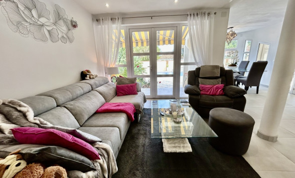 Reventa - 3. Casa indepiende - Cabo Roig - Costa Blanca Sur