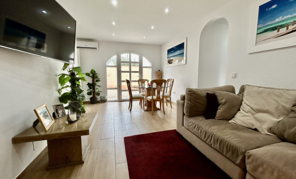 Reventa - 3. Casa indepiende - Cabo Roig - Costa Blanca Sur