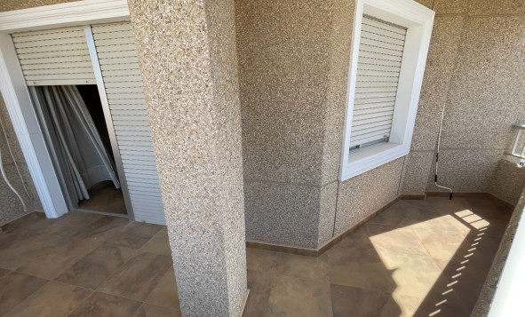 Reventa - 3. Casa indepiende - San Miguel de Salinas - pueblo