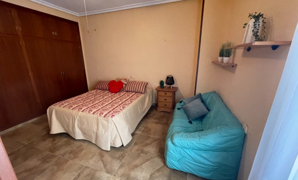 Reventa - 3. Casa indepiende - San Miguel de Salinas - pueblo