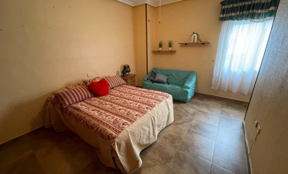 Reventa - 3. Casa indepiende - San Miguel de Salinas - pueblo