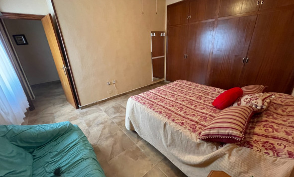 Reventa - 3. Casa indepiende - San Miguel de Salinas - pueblo