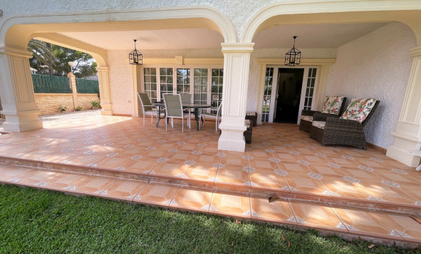 Reventa - 3. Casa indepiende - Orihuela Costa - Cabo Roig