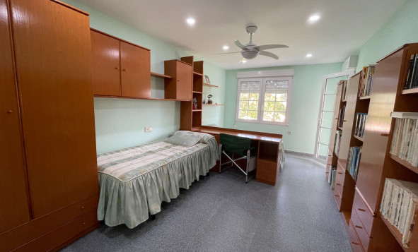 Reventa - 3. Casa indepiende - Orihuela Costa - Cabo Roig