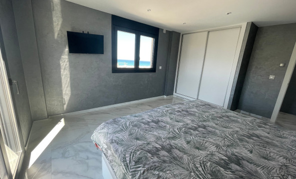 Resale - 3. Detached house - La Mata - Costa Blanca South