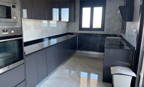 Resale - 3. Detached house - La Mata - Costa Blanca South