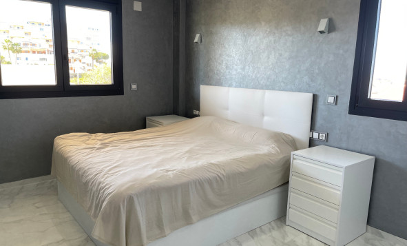 Resale - 3. Detached house - La Mata - Costa Blanca South