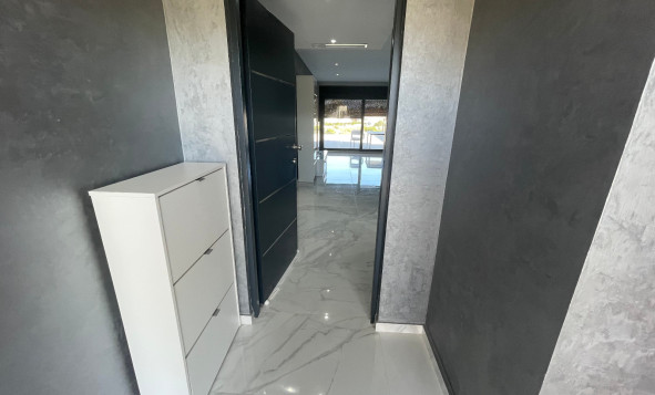 Resale - 3. Detached house - La Mata - Costa Blanca South