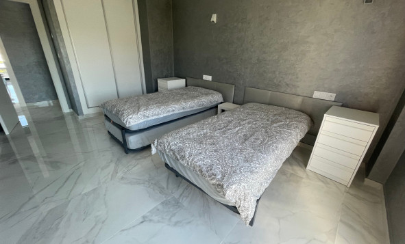 Resale - 3. Detached house - La Mata - Costa Blanca South