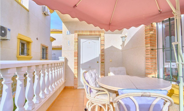 Reventa - 3. Casa indepiende - Los Montesinos - La Herrada