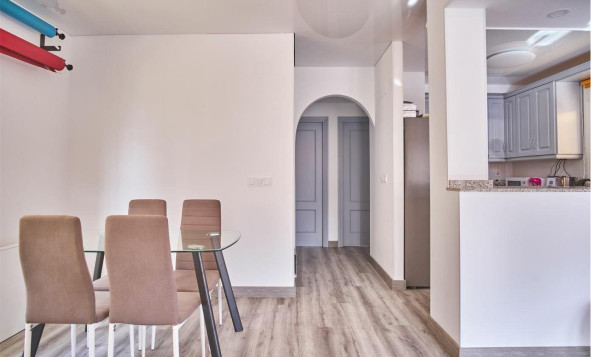 Reventa - 3. Casa indepiende - Los Montesinos - La Herrada