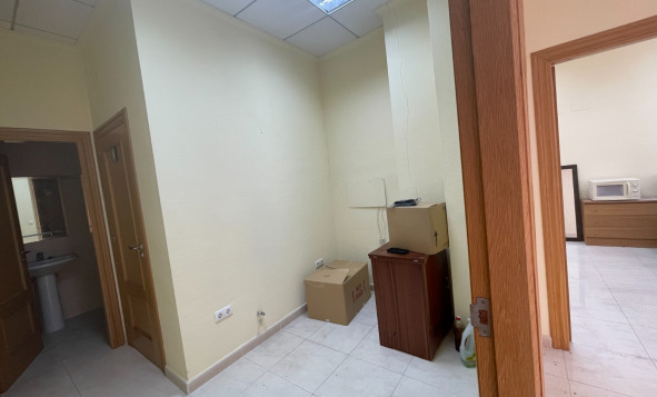 Reventa - Propiedades comerciales - Guardamar del Segura