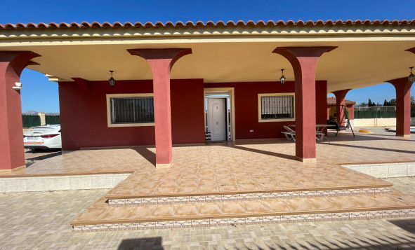 Reventa - 3. Casa indepiende - Albatera - Costa Blanca Sur