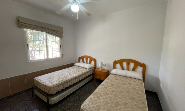 Resale - 3. Detached house - Guardamar del Segura - Valencian Community