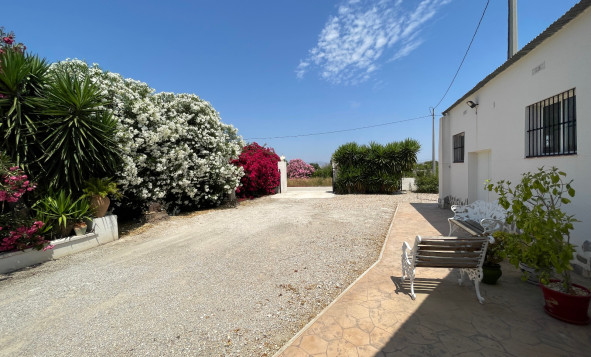 Resale - 3. Detached house - Daya Nueva - Costa Blanca South