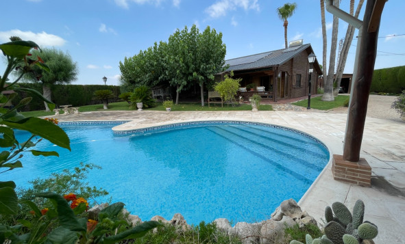 Reventa - 3. Casa indepiende - San Fulgencio - La Marina