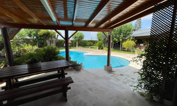 Reventa - 3. Casa indepiende - San Fulgencio - La Marina