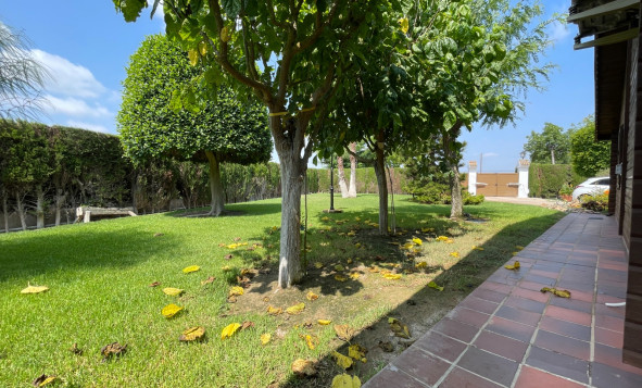 Reventa - 3. Casa indepiende - San Fulgencio - La Marina