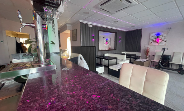 Reventa - Propiedades comerciales - Torrevieja - Comunidad Valenciana