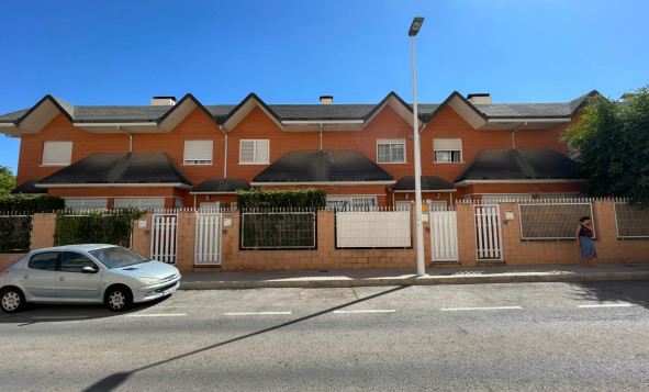 Resale - 2. Town house - Elche - Center