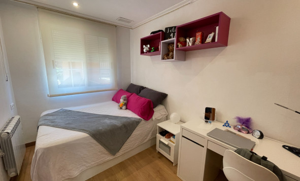 Resale - 2. Town house - Elche - Center