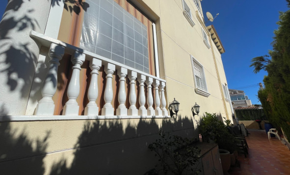 Resale - 3. Detached house - Guardamar del Segura