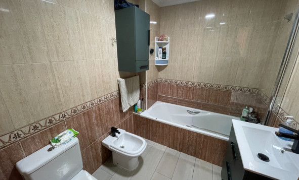 Reventa - 1. Apartamento / piso - Torrevieja
