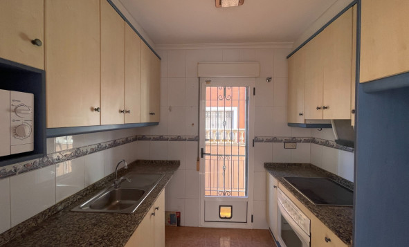 Reventa - 2. Chalet adosado - Los Montesinos - La Herrada