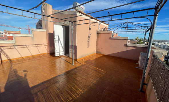 Reventa - 2. Chalet adosado - Los Montesinos - La Herrada