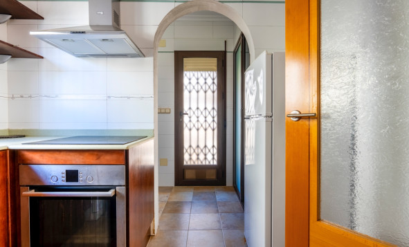 Resale - 3. Detached house - Villamartin - Costa Blanca South