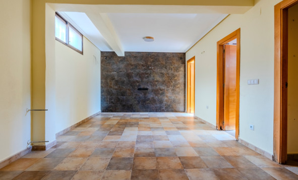 Resale - 3. Detached house - Villamartin - Costa Blanca South