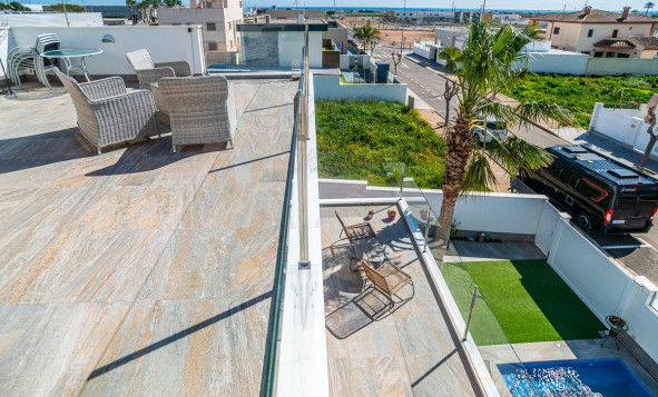 Reventa - 3. Casa indepiende - Pilar de la Horadada - Costa Blanca Sur