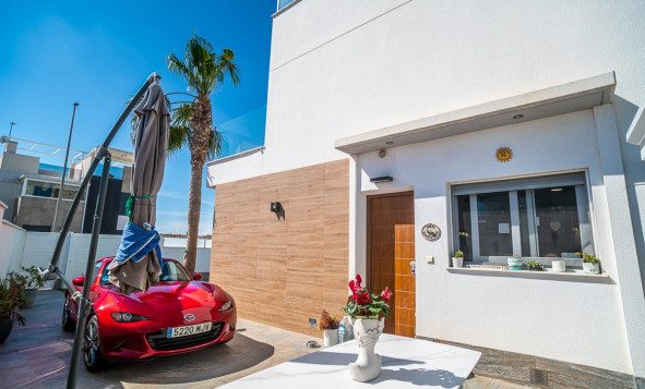 Reventa - 3. Casa indepiende - Pilar de la Horadada - Costa Blanca Sur