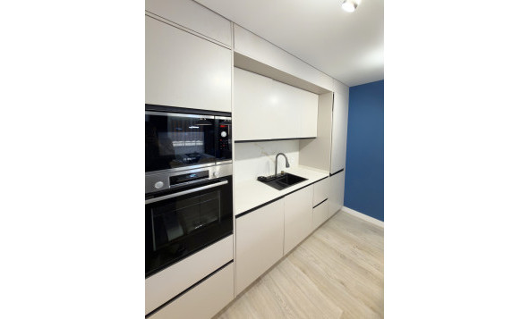 Resale - 1. Apartment / flat - Torrevieja - Costa Blanca South