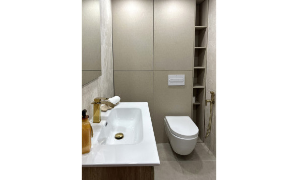 Resale - 1. Apartment / flat - Torrevieja - Costa Blanca South