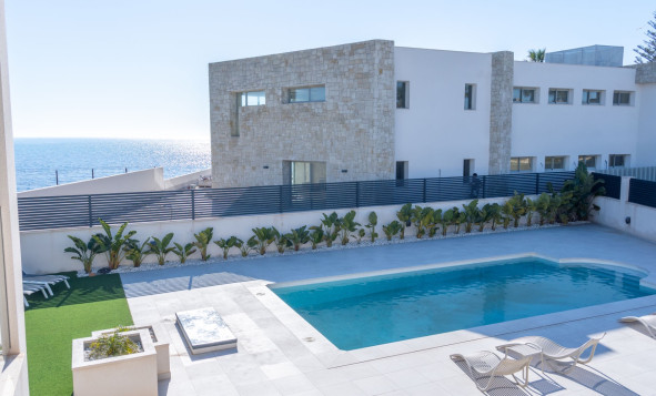 Herverkoop - 3. Vrijstaande villa - Torrevieja - Costa Blanca Zuid