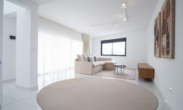 Herverkoop - 3. Vrijstaande villa - Torrevieja - Costa Blanca Zuid